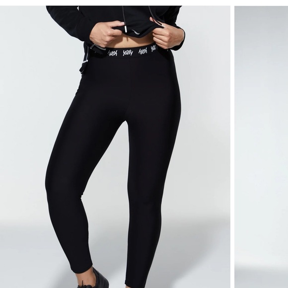 Yitty / Fabletics major label leggings - Picture 9 of 9